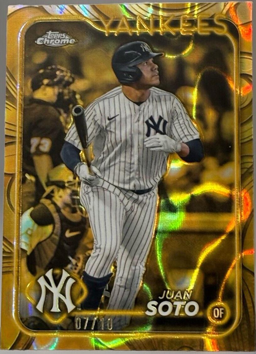 Juan Soto [Gold Lava Refractor] #79