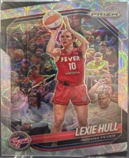 Lexie Hull