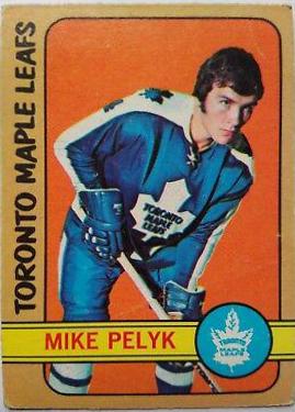 Mike Pelyk #17 Hockey Cards 1972 O-Pee-Chee