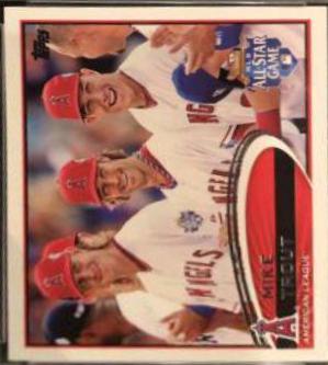 Mike Trout [Laughing With 3 Teammates] #US144