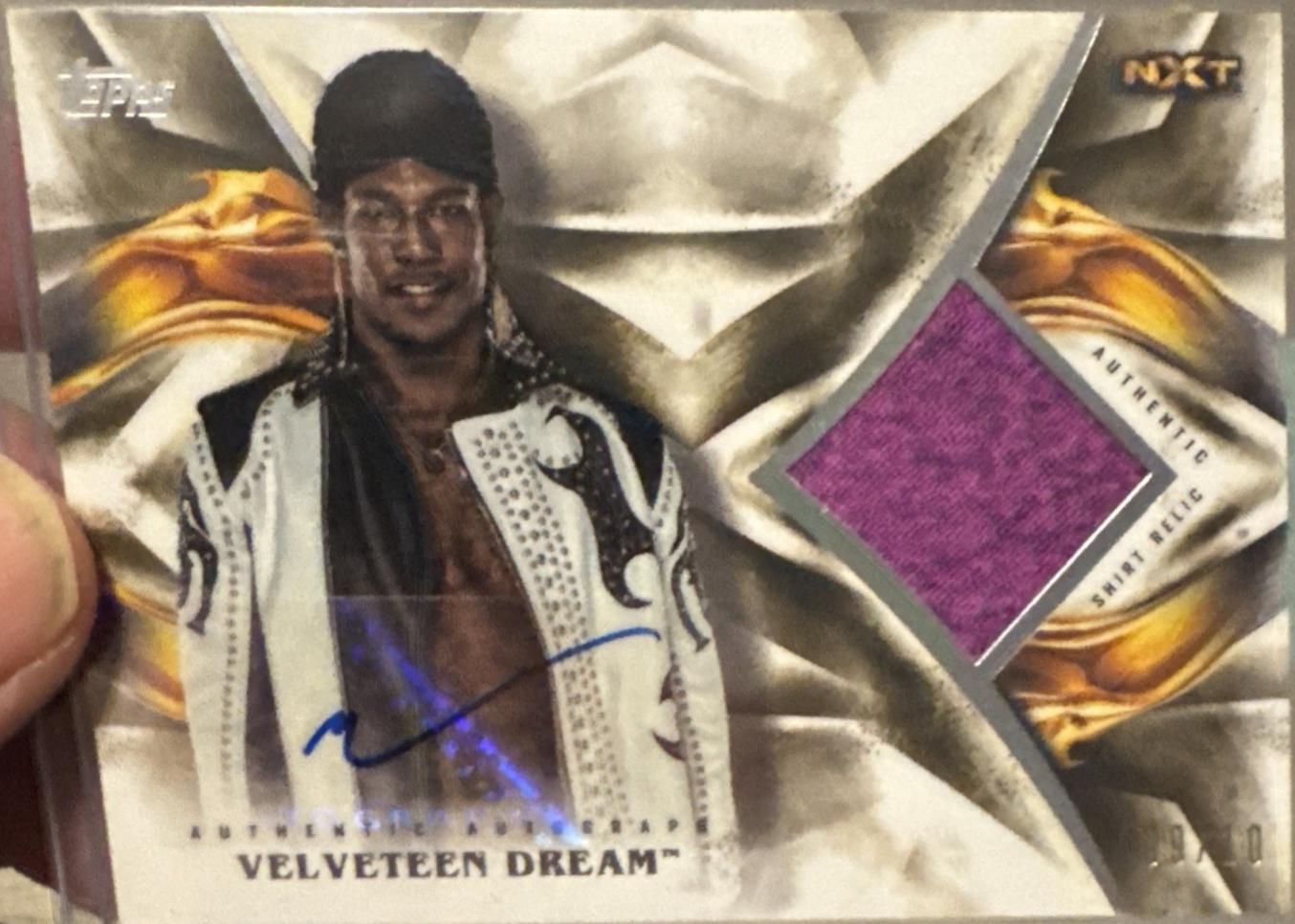 Velveteen Dream [Gold] #UAR-VD