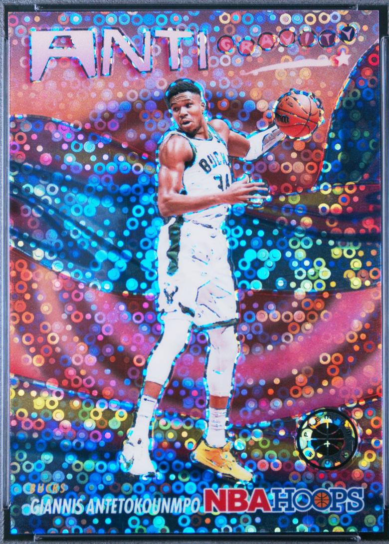 Giannis Antetokounmpo [Blue Seismic Prizm] #12