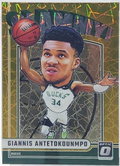 Giannis Antetokounmpo [Gold] #7
