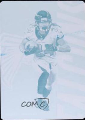 Devonta Freeman #5 Football Cards 2018 Panini Absolute