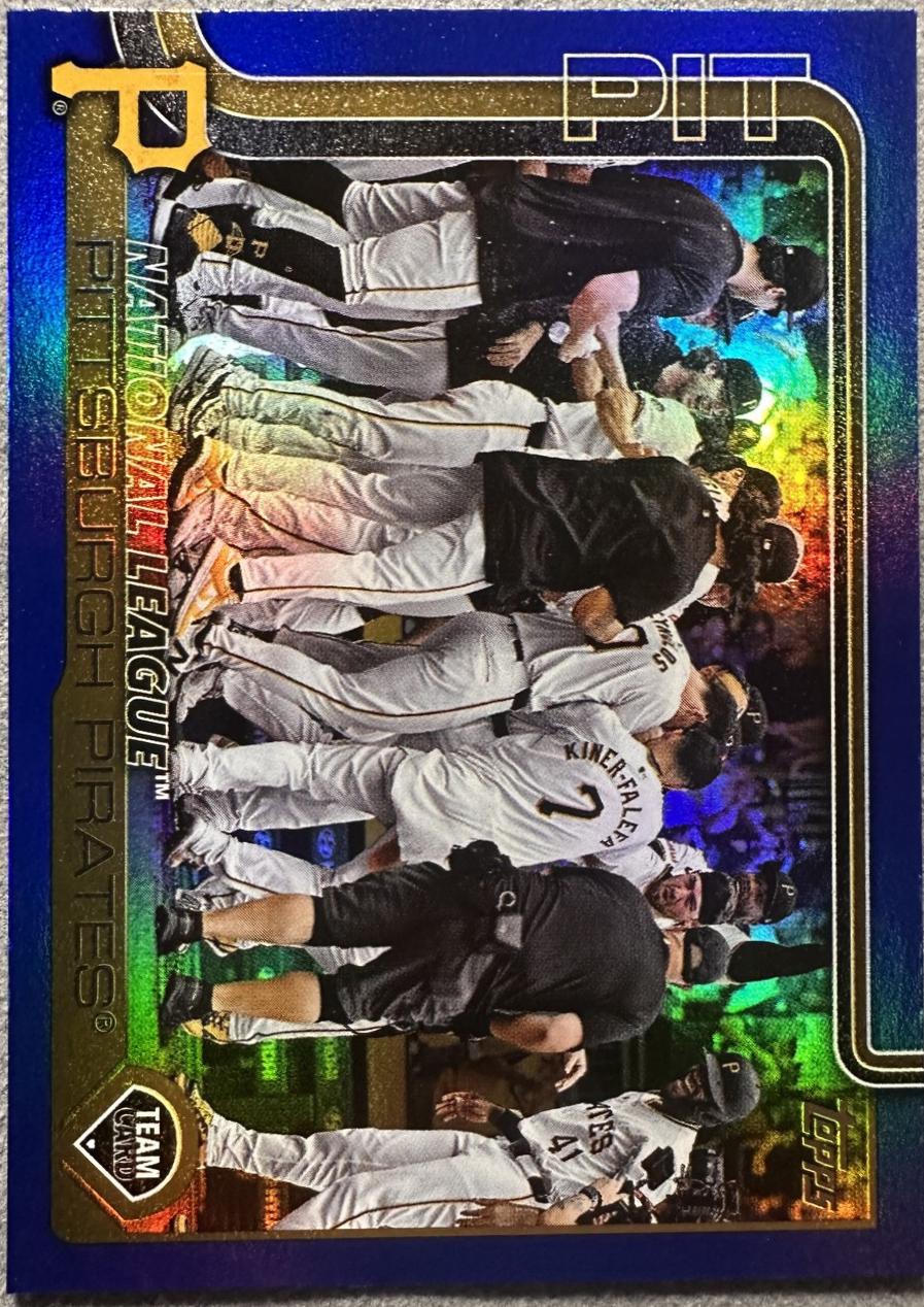Pittsburgh Pirates [Blue Rainbow Foil] #677