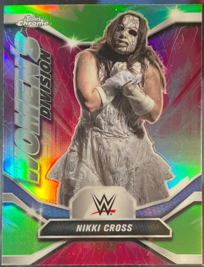 Nikki Cross [Green Refractor] #WDV-25