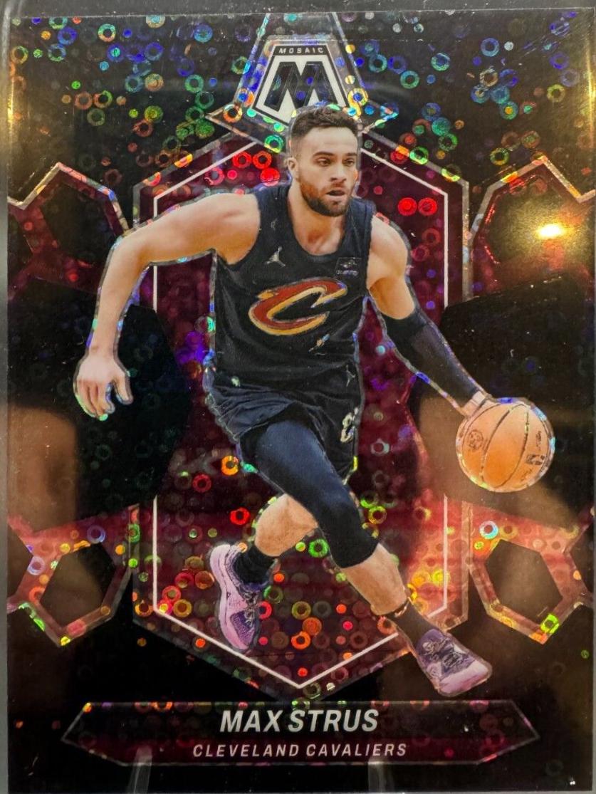 Max Strus [Silver Fast Break] #17