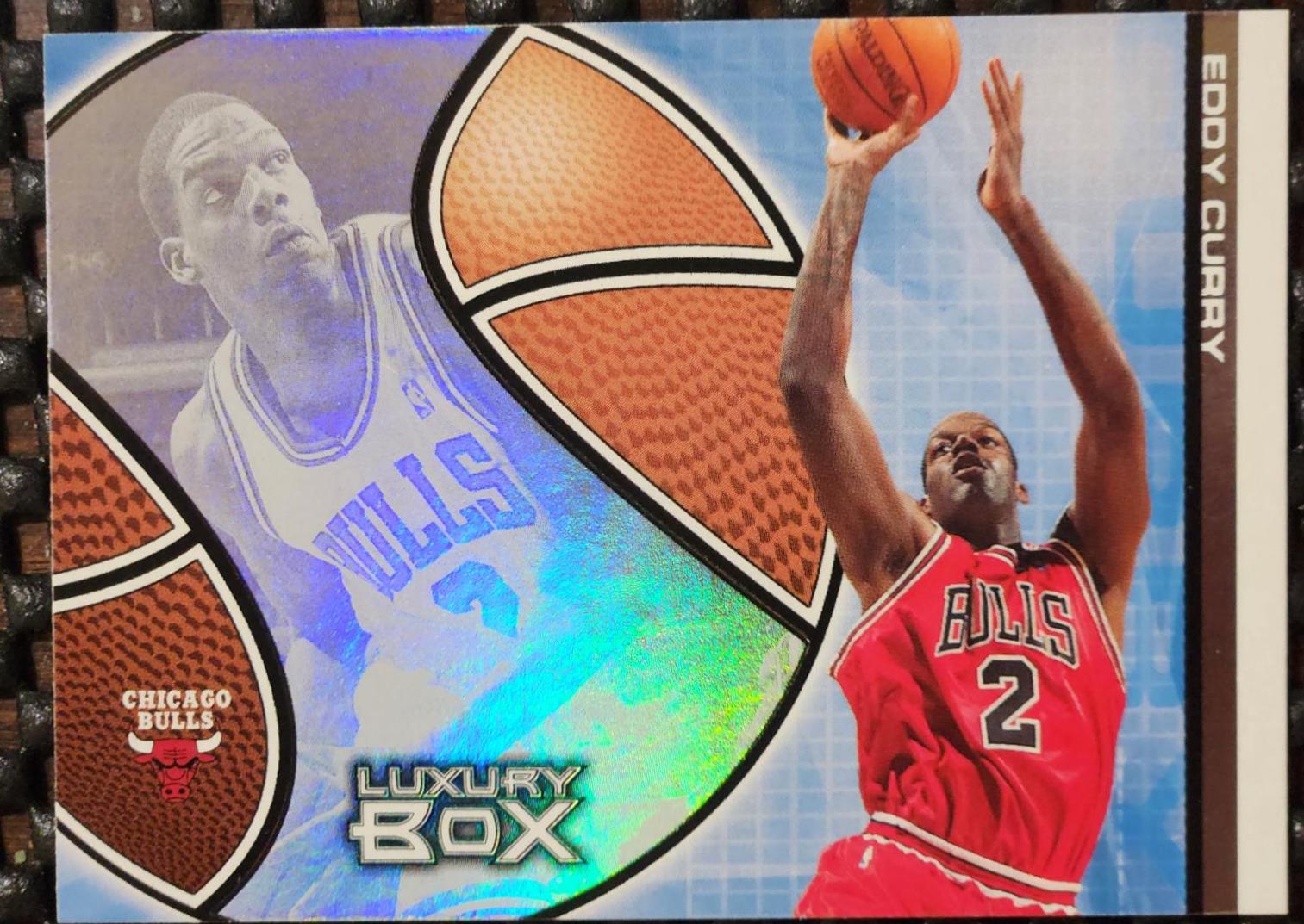 Eddy Curry #17 Basketball Cards 2005 Topps Luxury Box