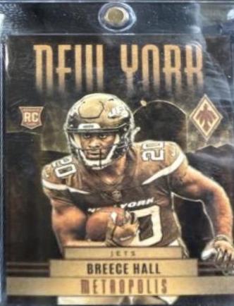 Breece Hall #MET-10 Football Cards 2022 Panini Phoenix Metropolis
