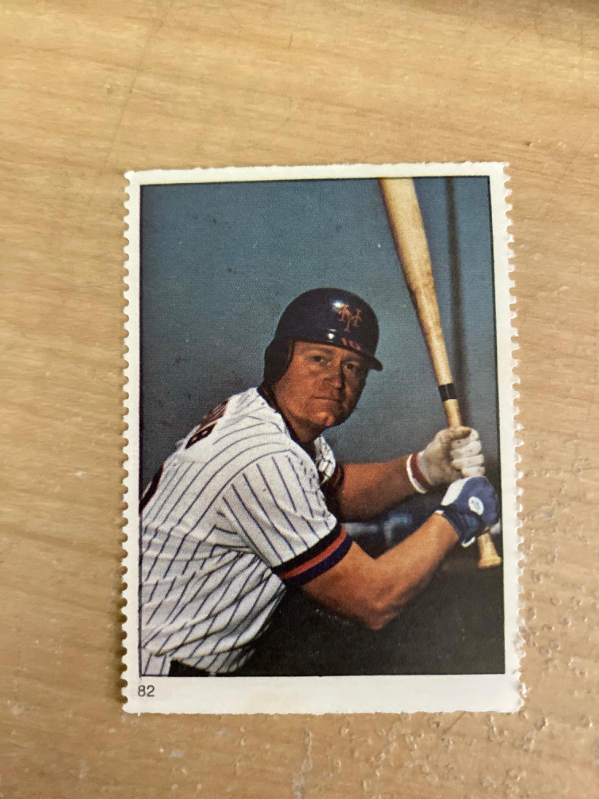 Rusty Staub #82 Baseball Cards 1982 Fleer Stamps