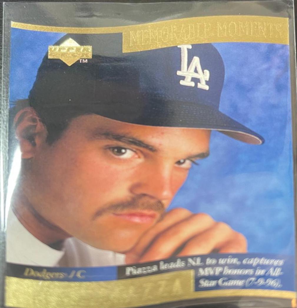 Mike Piazza #6/10 Baseball Cards 1997 Upper Deck Memorable Moments