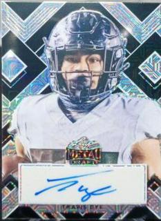 Travis Dye
