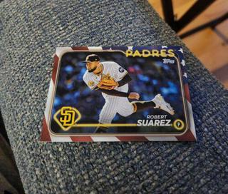 Robert Suarez
