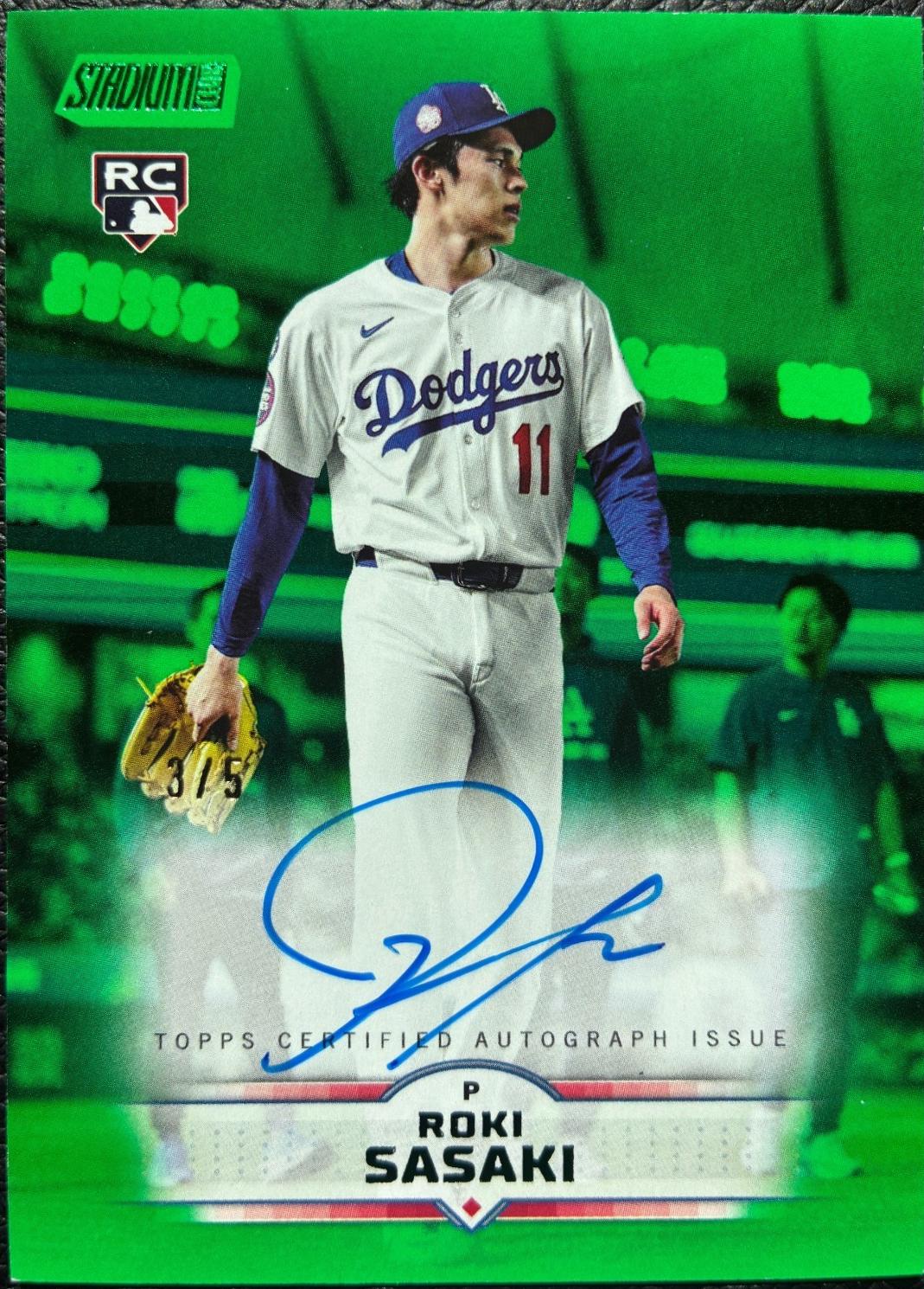 【認証あり】　佐々木朗希　サインボール　Roki Sasaki Roki Sasaki 2025 Topps Stadium Club #SCBA-RS RC On Card Auto Los