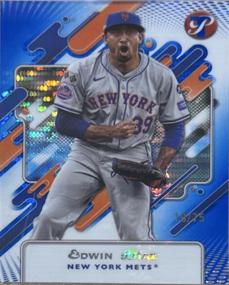 Edwin Diaz [Blue Refractor] #102