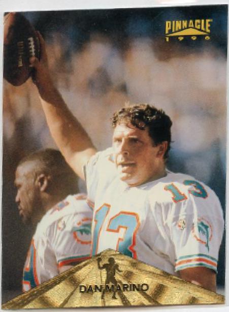 Dan Marino #4 Football Cards 1996 Pinnacle