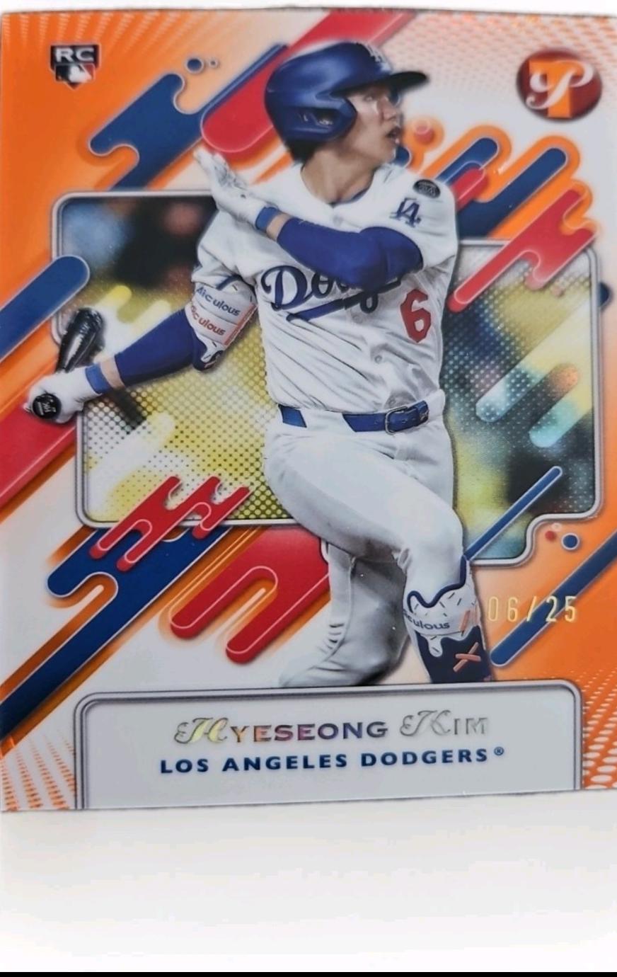 Hyeseong Kim [Orange Refractor] #86