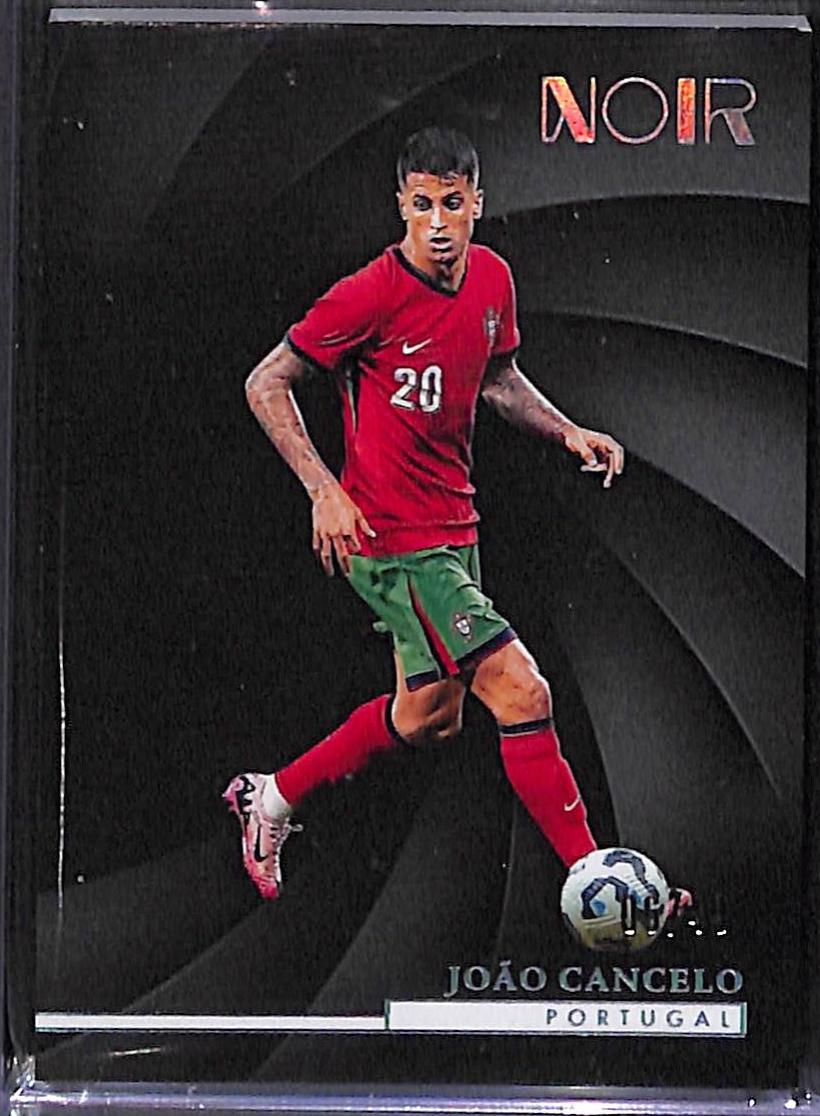 Joao Cancelo [Holo Silver] #84