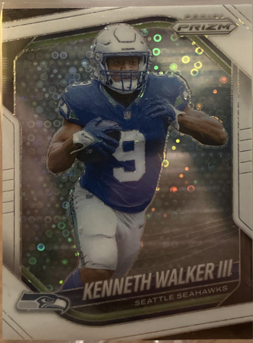 Kenneth Walker III [White] #272 Prices | 2025 Panini Prizm No Huddle ...