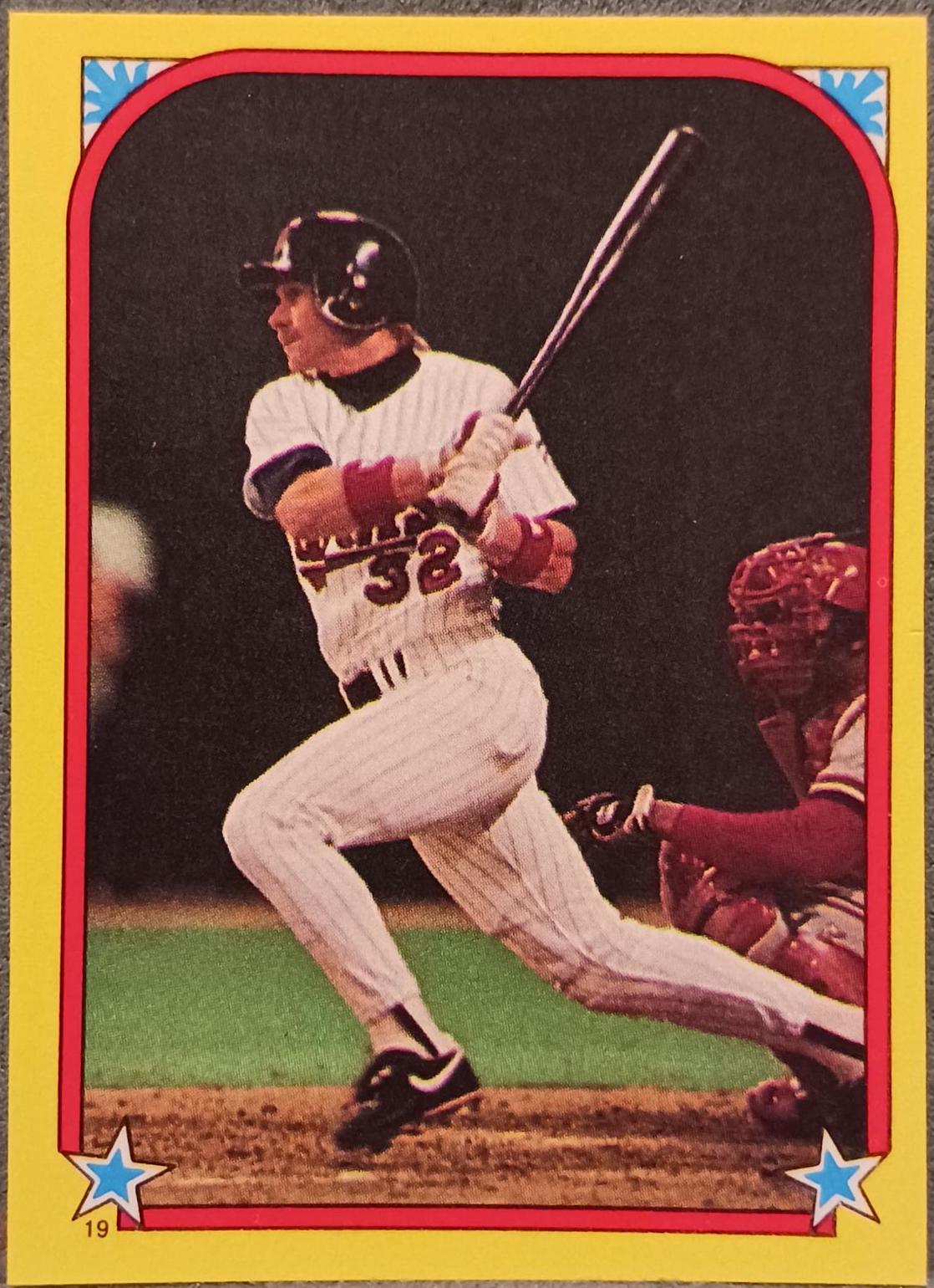 Bret Saberhagen, Danny Gladden #60, 19 Baseball Cards 1988 Topps Stickercard
