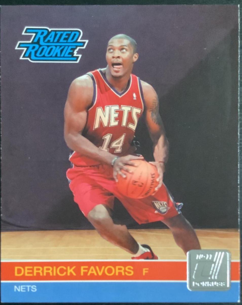 Derrick Favors #230 Basketball Cards 2010 Donruss