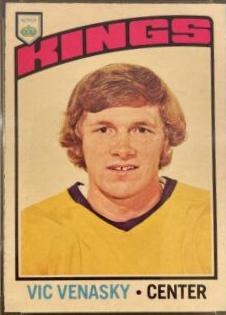 Vic Venasky #211 Hockey Cards 1976 O-Pee-Chee