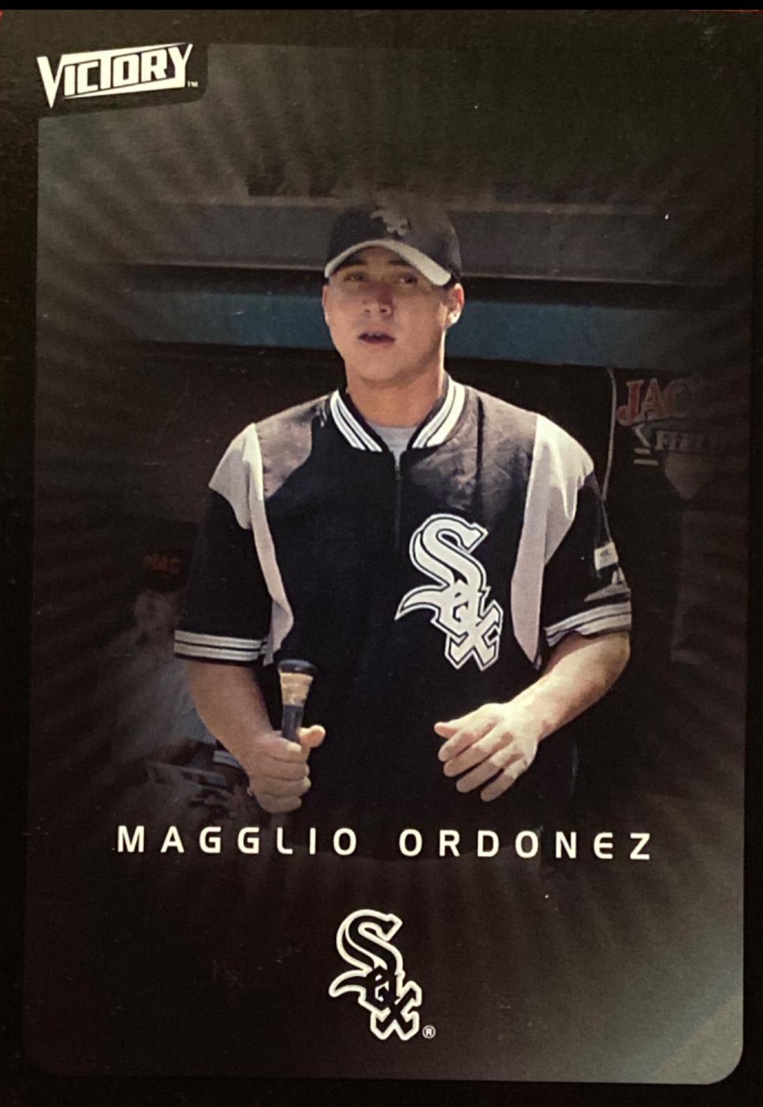 Magglio Ordonez #25 Baseball Cards 2003 Upper Deck Victory