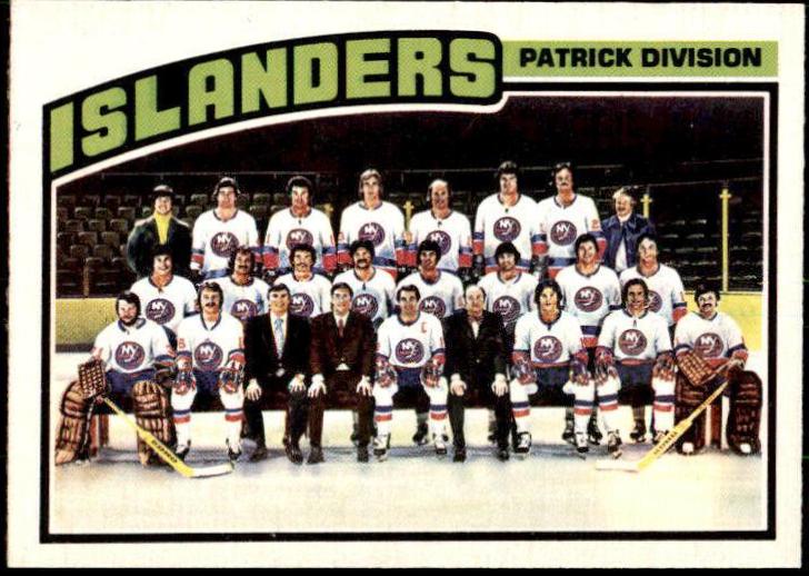 Islanders Team #142 Hockey Cards 1976 O-Pee-Chee