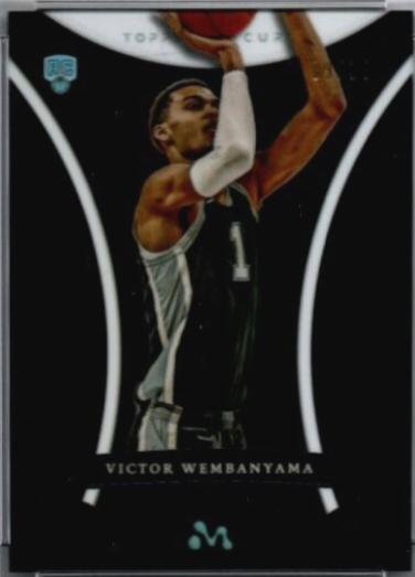 Victor Wembanyama [Black Refractor] #11