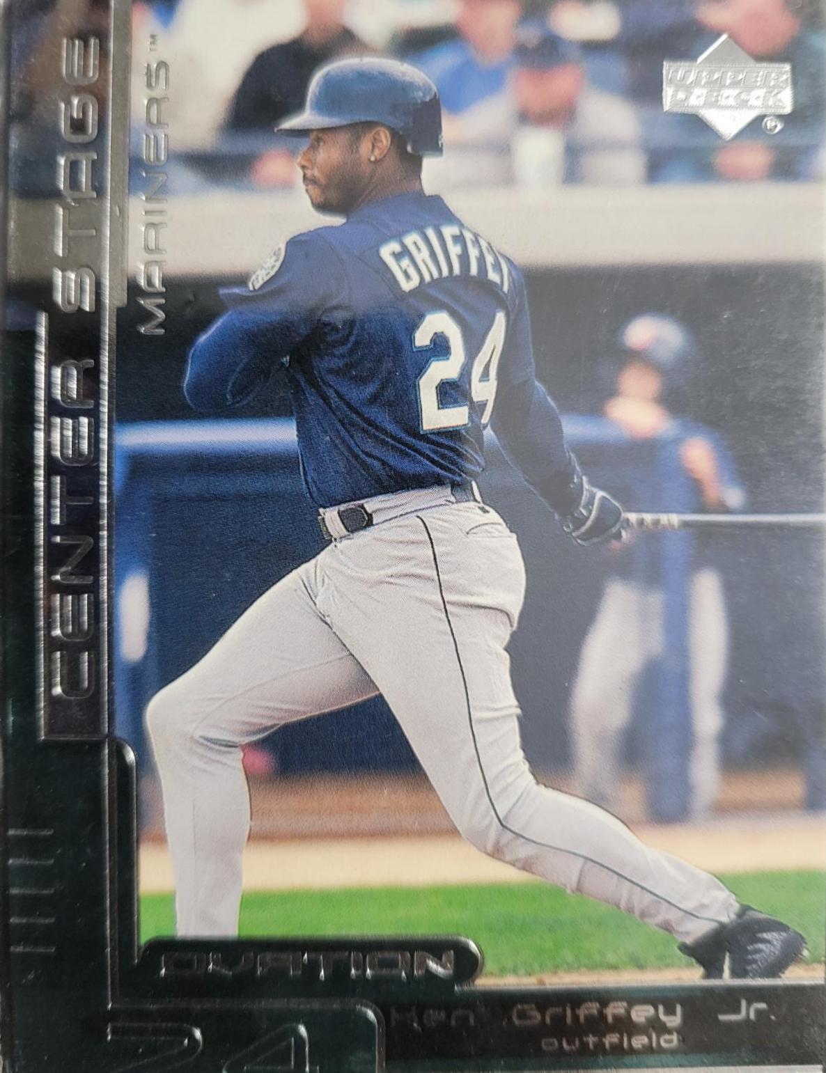Ken Griffey Jr #CS2 Baseball Cards 2000 Upper Deck Ovation Center Stage