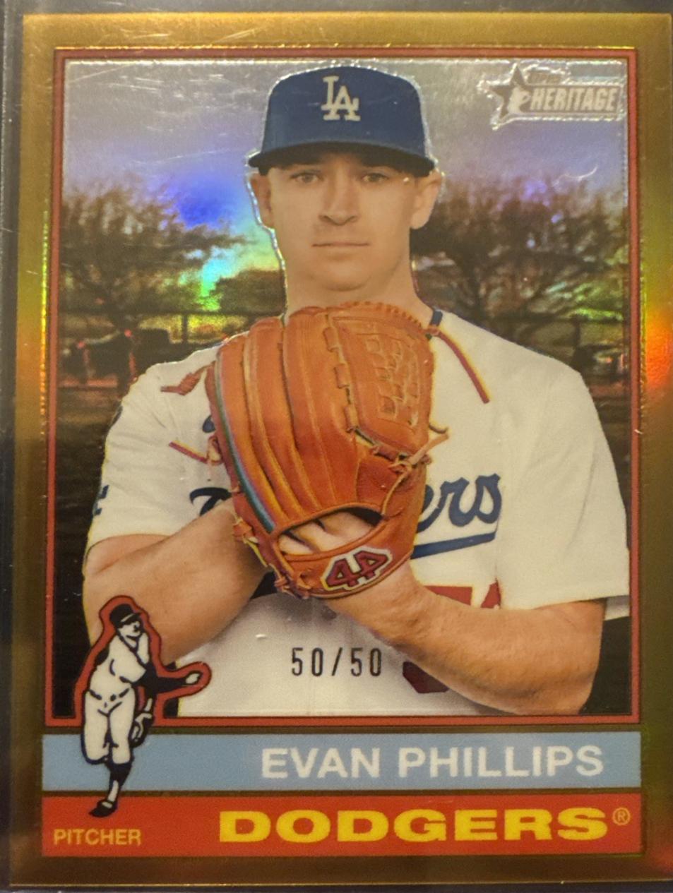 Evan Phillips [Gold Chrome] #513