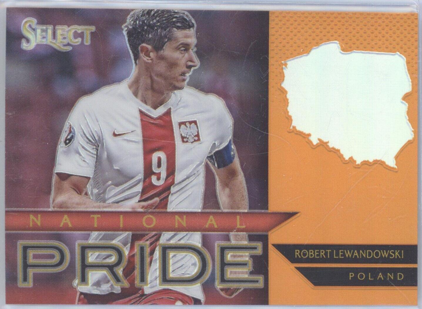 Robert Lewandowski [Orange Prizm] #30