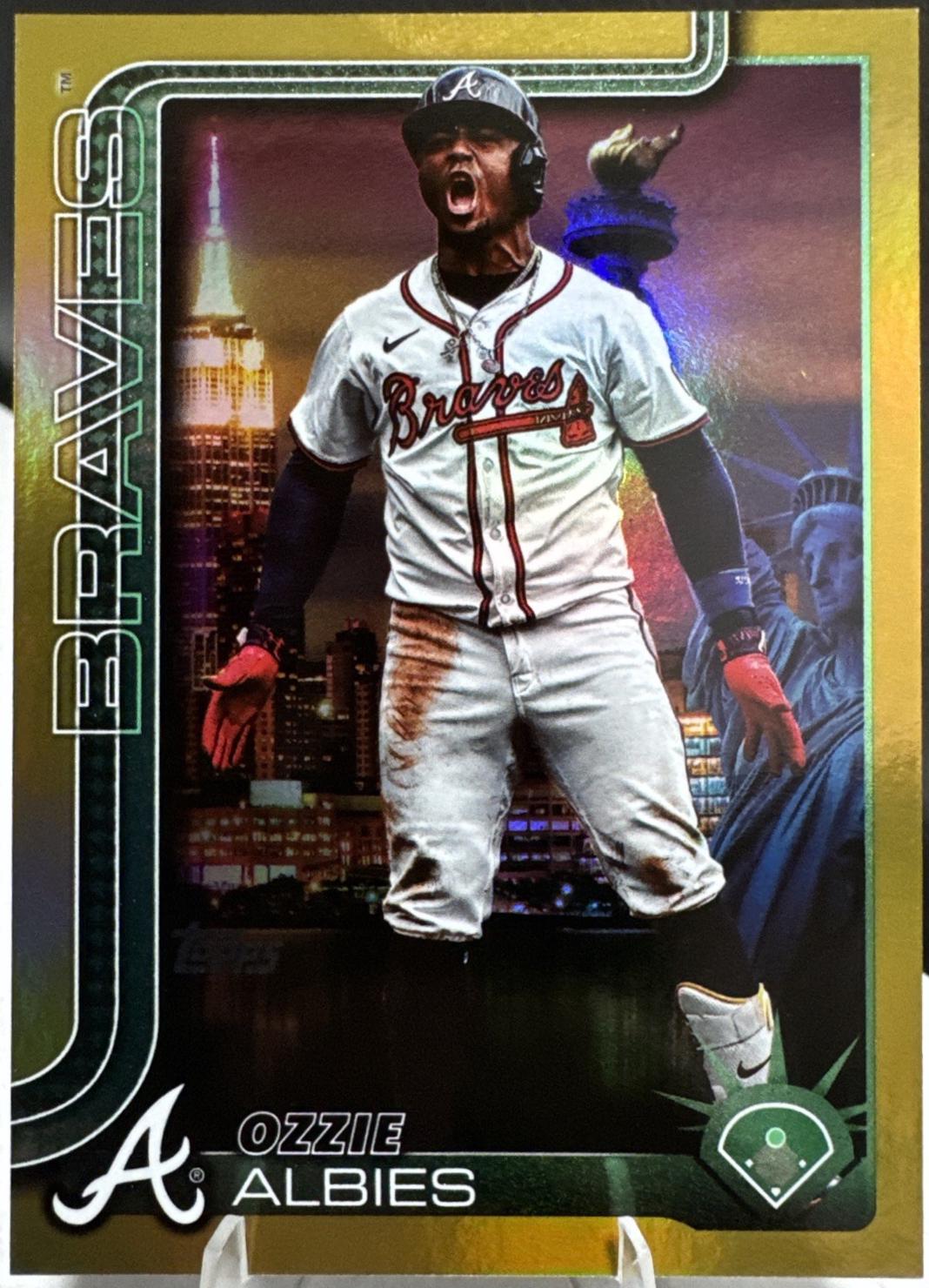Ozzie Albies [Statue of Liberty] #364