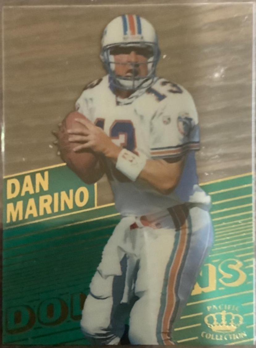 Dan Marino #CR-11 Football Cards 1995 Pacific Crown Royale Pro Bowl Die Cuts