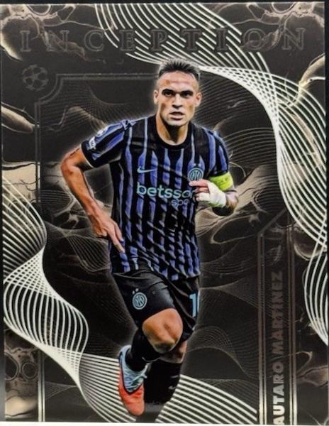 Lautaro Martinez #DF-21 2025 Topps Inception UEFA Dark Flow
