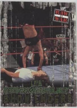Lita, Stephanie McMahon #99 Wrestling Cards 2001 Fleer WWF Raw Is War
