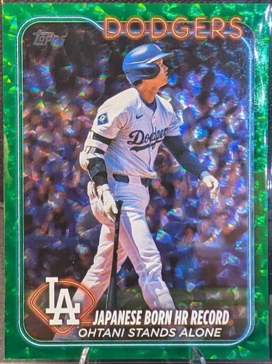 Shohei Ohtani [Green Crackle Foilboard] #US123 Prices | 2024 Topps