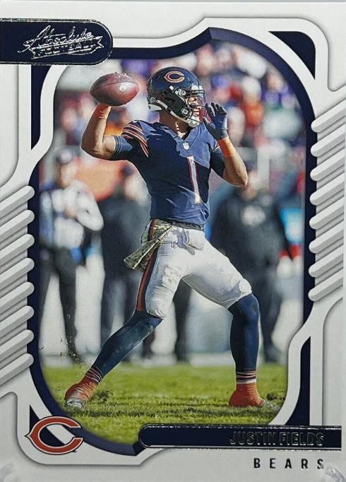Justin Fields #15 Football Cards 2022 Panini Absolute