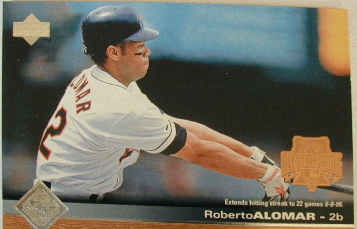 Roberto Alomar #19 Baseball Cards 1997 Upper Deck