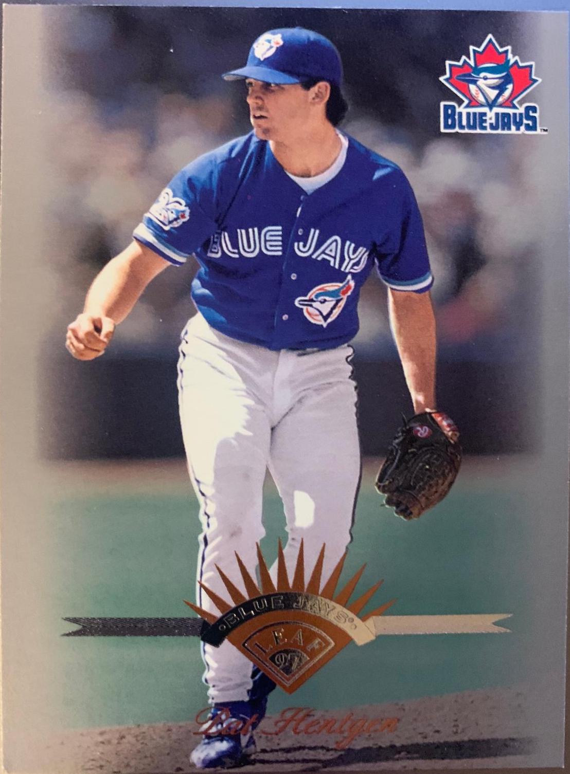 Pat Hentgen #59 Baseball Cards 1997 Leaf