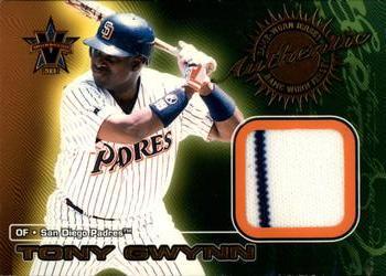 Tony Gwynn #4 Baseball Cards 2000 Pacific Vanguard Game Worn Jerseys