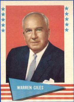 Warren Giles #33 Baseball Cards 1961 Fleer