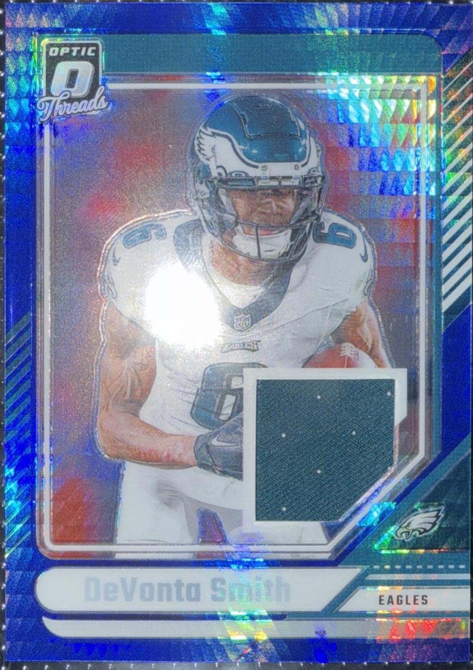 DeVonta Smith #DTB-DSH Football Cards 2024 Panini Donruss Optic Threads Blue Hyper