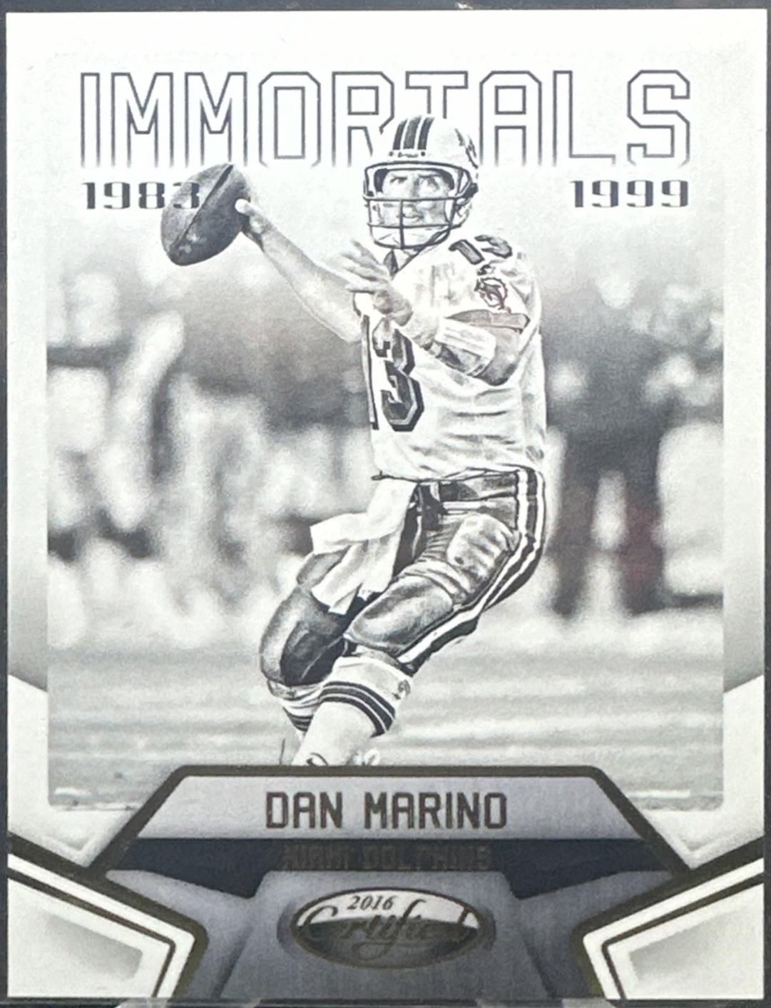 Dan Marino [Mirror Gold] #111