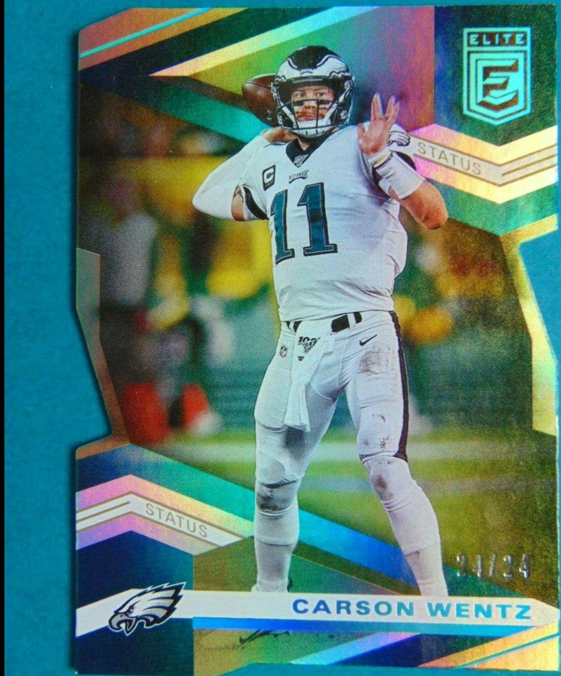 Carson Wentz [Status Die Cut] #56