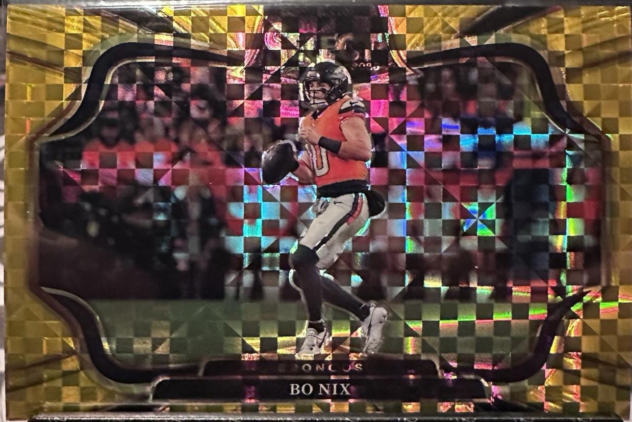 Bo Nix [Gold Prizm] #411