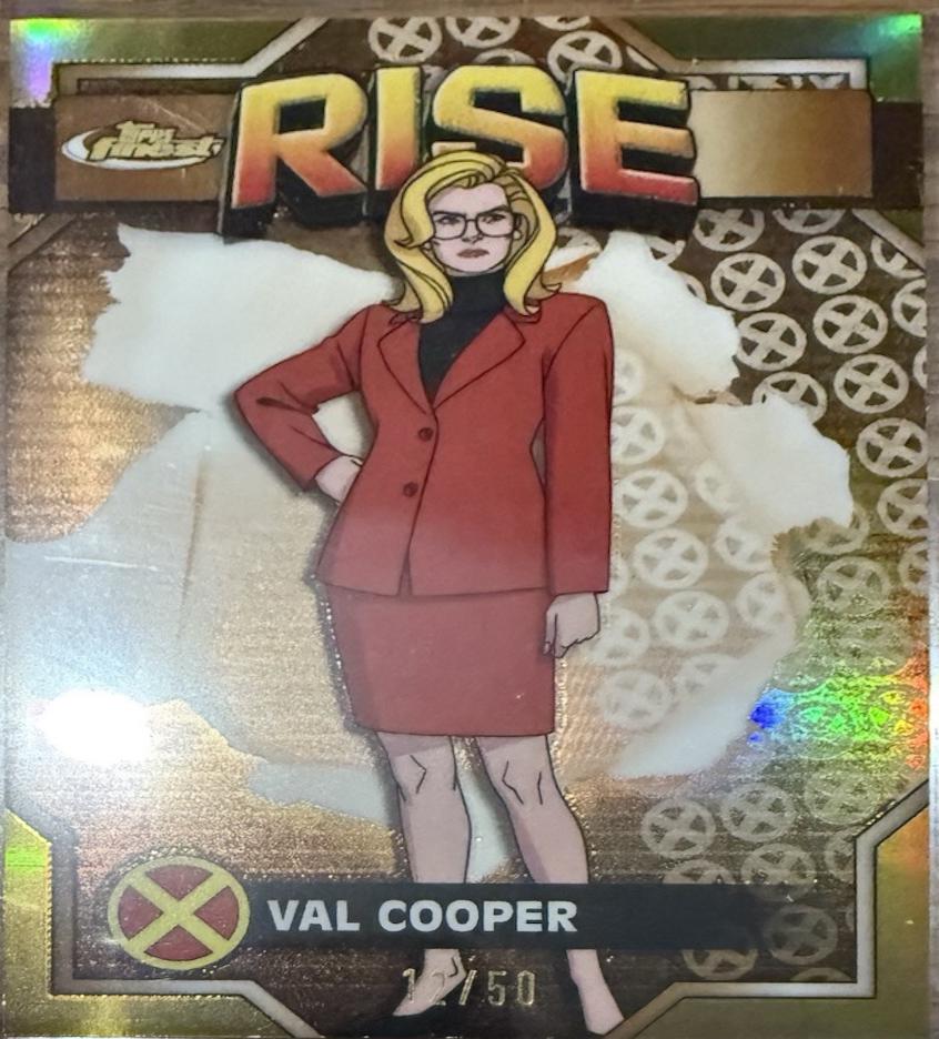 Val Cooper [Gold Refractor] #31