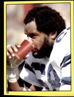 Herb Scott #33 Football Cards 1982 Topps Stickers