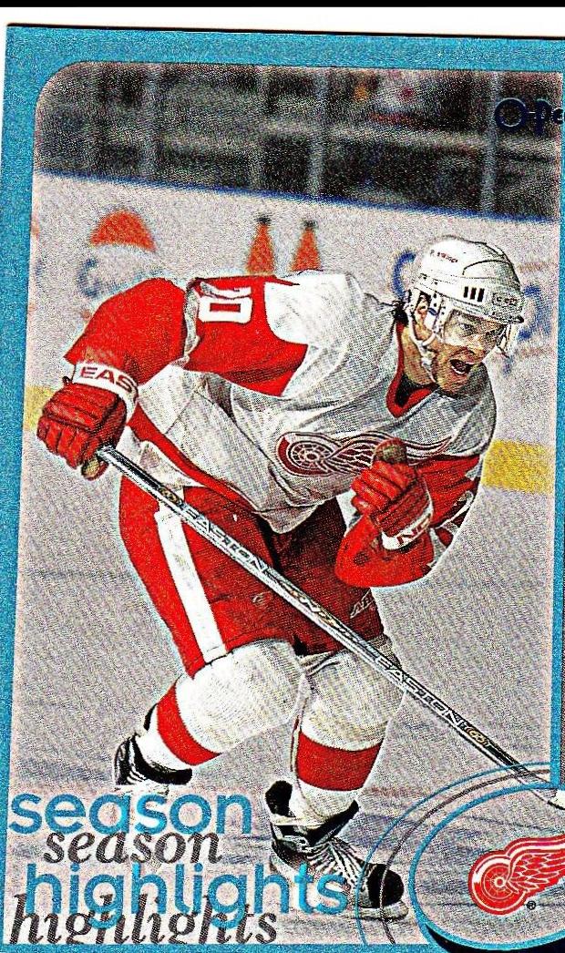Luc Robitaille #318 2002-03 O-Pee-Chee Hockey