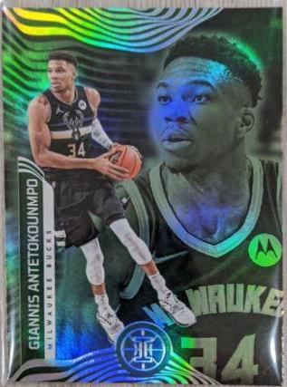 Giannis Antetokounmpo [Emerald] #49 Cover Art